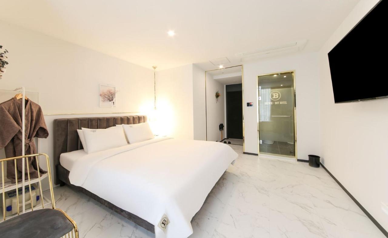Brown-Dot Hotel Songdo Пусан Экстерьер фото